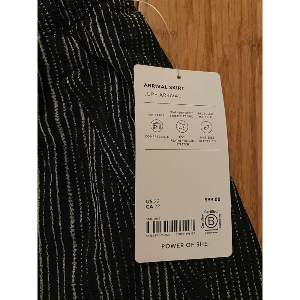 Athleta Arrival MIDI Skirt Sz. 22 Amara Stripe Black NWT Fall Travel Comfort $89 - Picture 9 of 10